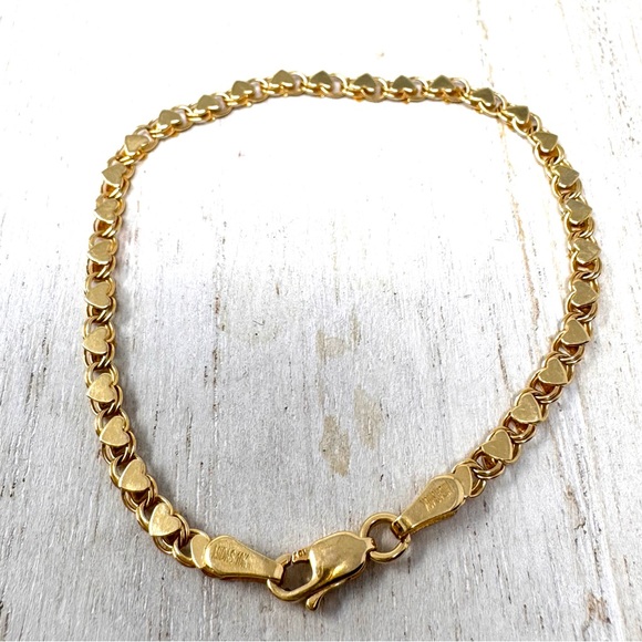 10K yellow gold mirror heart child’s bracelet NWOT